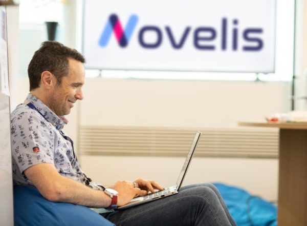 A team member at work in the Novelis offices
